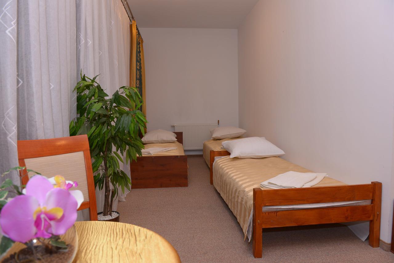Hotel Pod Debami Terespol Dış mekan fotoğraf